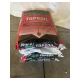 4 bags Scottï¿½s Top Soil