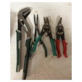 Adjustable wrench and snips