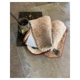 Rugs and decor