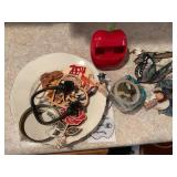 Misc decor, plates