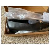 Womenï¿½s shoes size 12