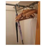 Hangers & umbrellas