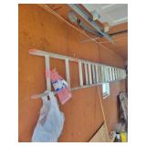 Aluminum extension ladder