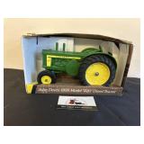 John Deere 1956 820 1:16 tractor