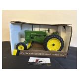 John Deere 1953 70 Row Crop 1/16 tractor