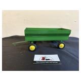 John Deere flare wagon
