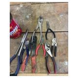 Pliers