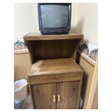 Vintage TV on microwave stand