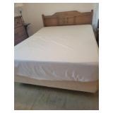 Queen size bed