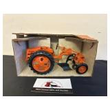 Allis - Chalmers G 1/16 tractor
