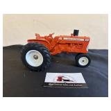 Allis Chalmers D15 1:16 tractor