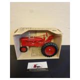 Farmall H 1/16