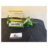 John Deere Binder