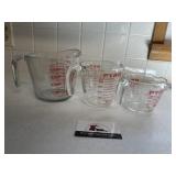 Measuring cups