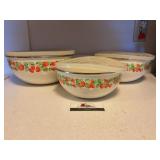 Metal Strawberry Nesting Bowls