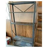 Lightweight metal shelf
