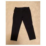 Chicos black pants 2.t regular