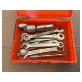 Miniature wrench set