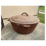 Cast Iron Dutch Oven