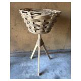 Wicker Plant Stand