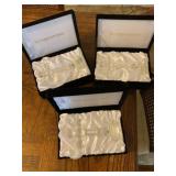 Living quarters lead crystal crosses
