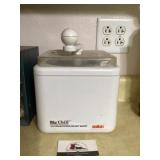 Ice cream maker