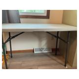 4ft folding table