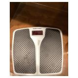 Bathroom scale