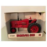 Farmall 300