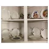 Assorted Christmas plates