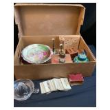 Assorted vintage items