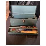 Metal toolbox of contents