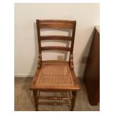 Small wooden table chair