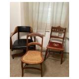 Set a three chairs