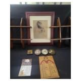 Assorted wall decorations
