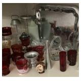 Glassware to include cups, Mount Pleasant, Iowa,