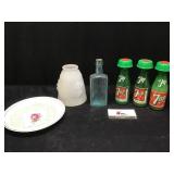 7Up Salt & Pepper, Des Moines Bottle, Perry Plate