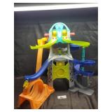 Fisher-Price raceway loop