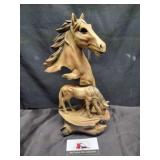Horse carving decor
