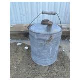 Galvanized oil can