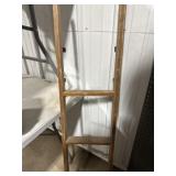 Primitive ladder