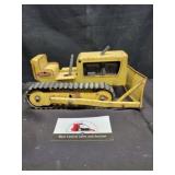 Tonka bulldozer - metal