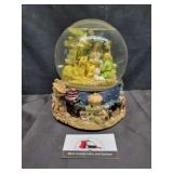Manger music box globe
