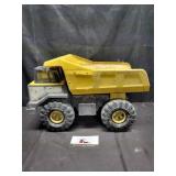 Tonka dump truck - Metal