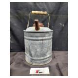 Vintage oil can