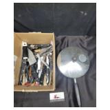 Pan & utensils