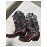 Womenï¿½s 8N boots