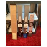 Assorted window blinds