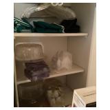 Content of shelves