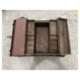 Metal toolbox